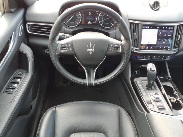 Used 2023 White Maserati Modena image 18