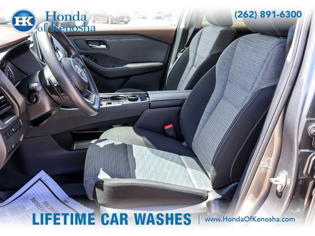 Used 2023 Gun Metallic Nissan SV image 9
