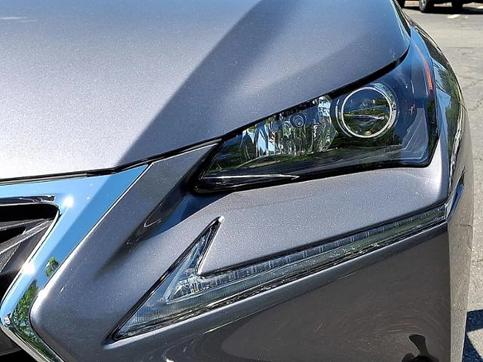 Used 2017 Nebula Gray Pearl Lexus  image 10