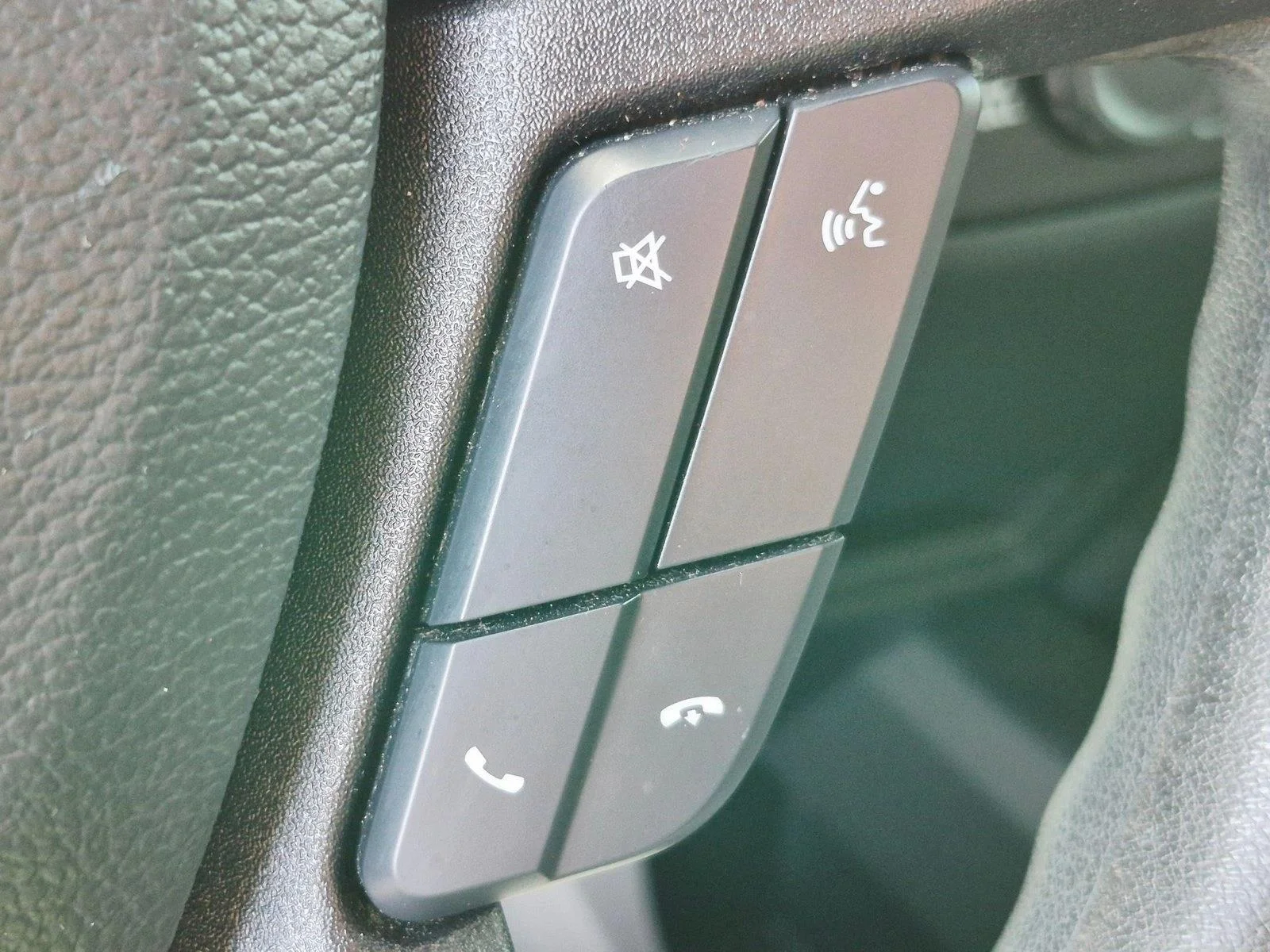 Used 2019 Ingot Silver Metallic Ford XL image 13