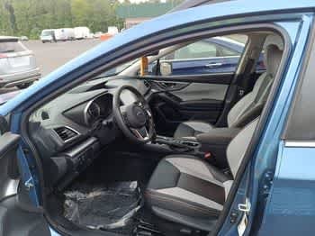 Used 2023 Horizon Blue Pearl Subaru Limited image 5
