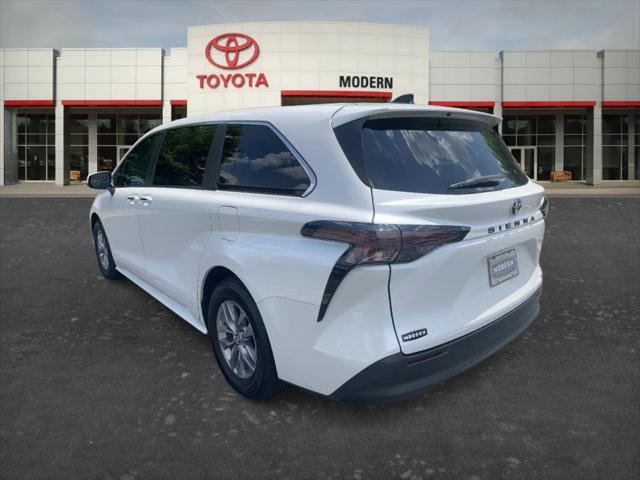 Certified Used 2023 WIND CHILL PEARL* Toyota  image 6