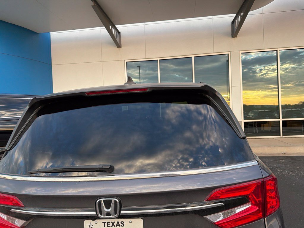 Certified Used 2024 Modern Steel Metallic Honda EX-L image 5