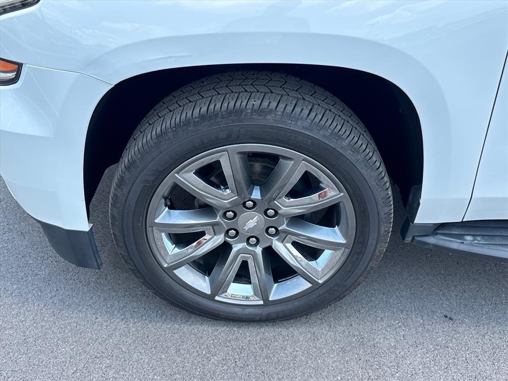 Used 2019 SUMMIT WHITE Chevrolet LT image 34