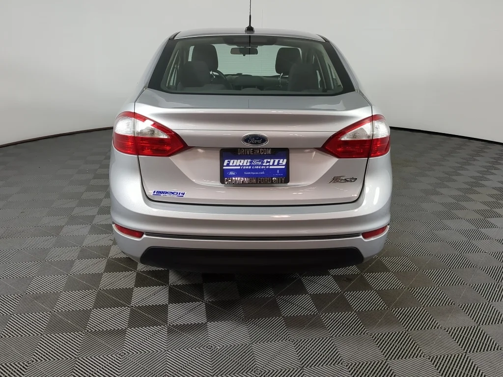 Used 2016 Silver Ford S image 7