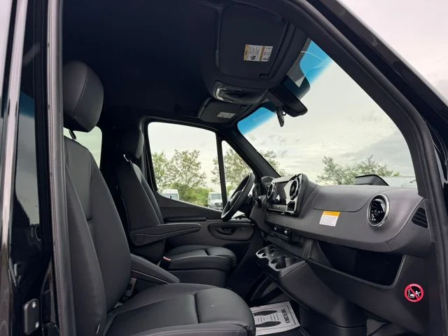 New 2026  Mercedes-Benz Passenger 170 WB image 18