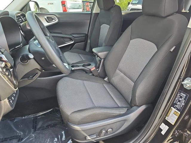 Used 2024 Black Kia S image 15