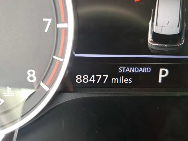 Used 2023 Gray Nissan SV image 4