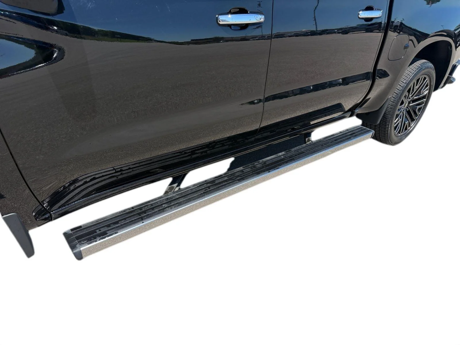 Used 2022 Black Chevrolet High Country image 25