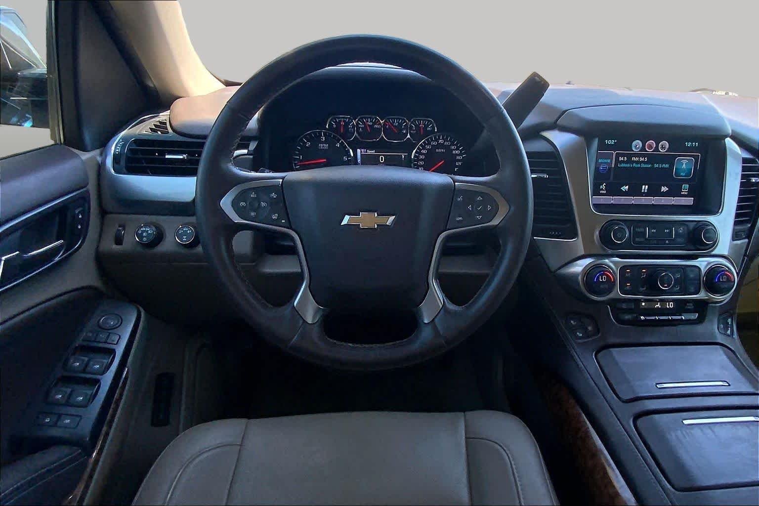Used 2015 White Diamond Tricoat Chevrolet LTZ image 6