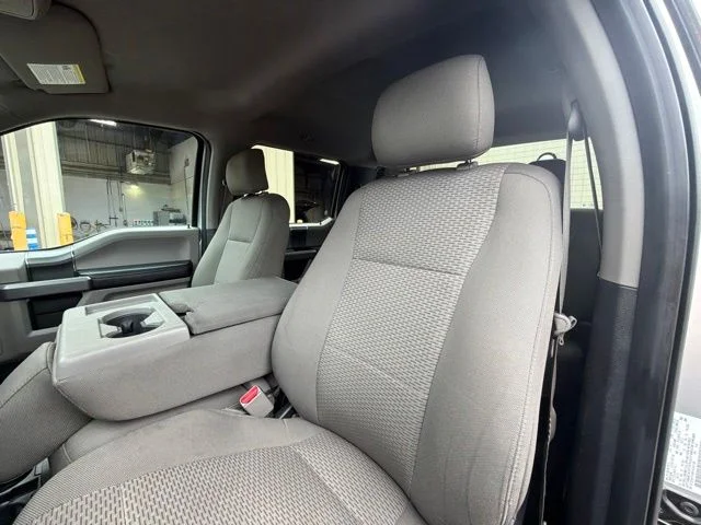 Used 2015 Silver Ford XLT image 19