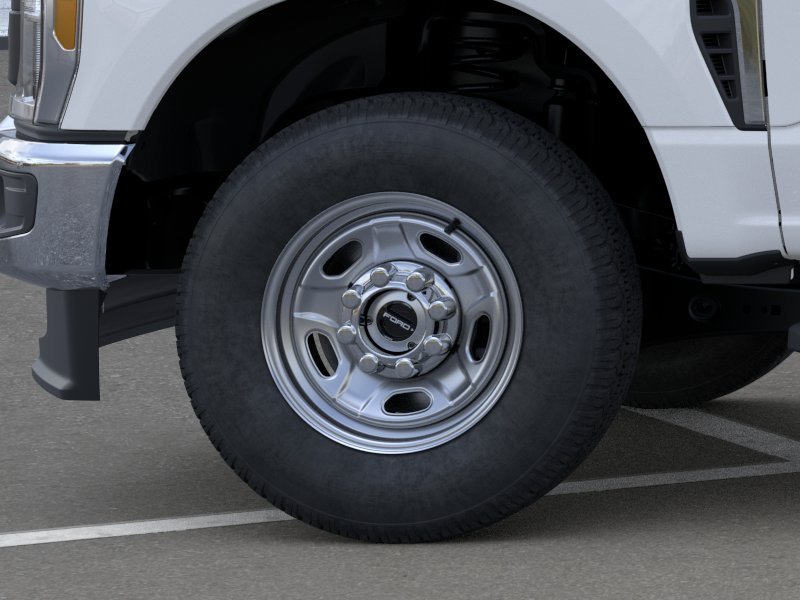 New 2026 Oxford White Ford XL image 19