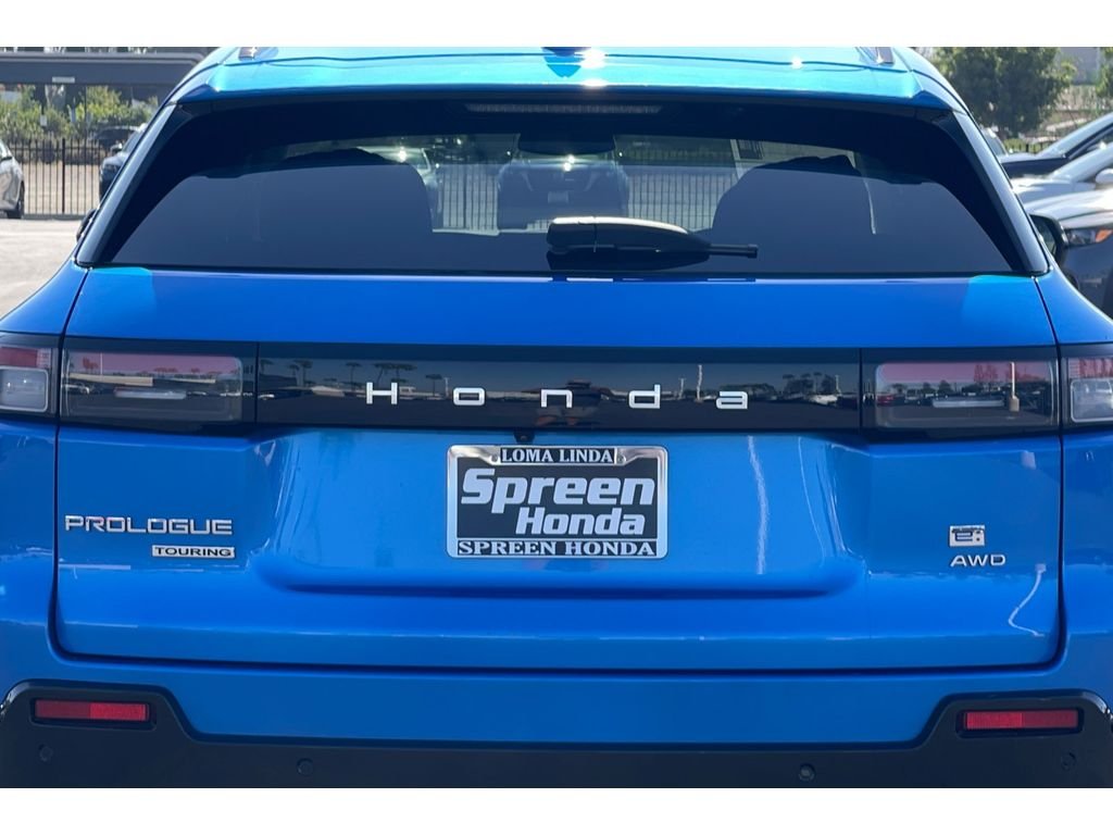 Used 2024 Pacific Blue Metallic Honda Touring image 15