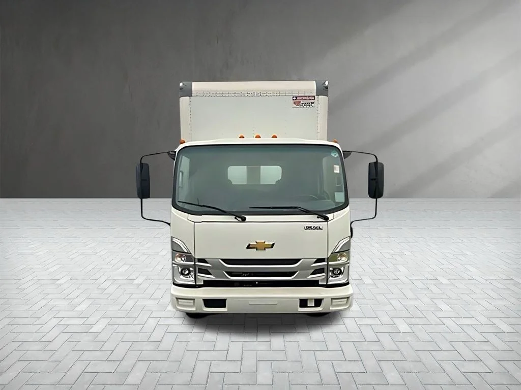 Used 2023 White Chevrolet Base image 3
