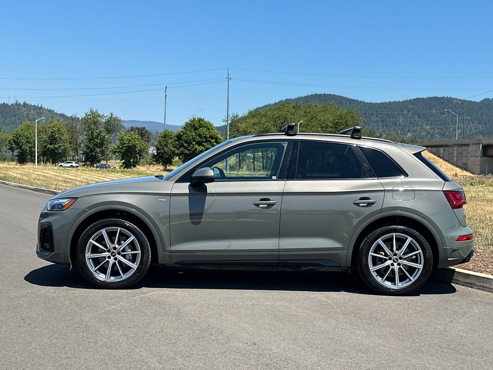 Used 2023 Gray Audi 55 Premium image 6