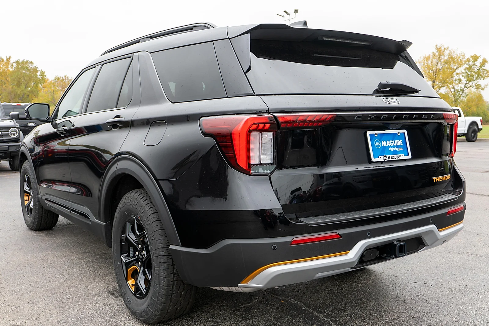 New 2026 Agate Black Metallic Ford Tremor® image 7