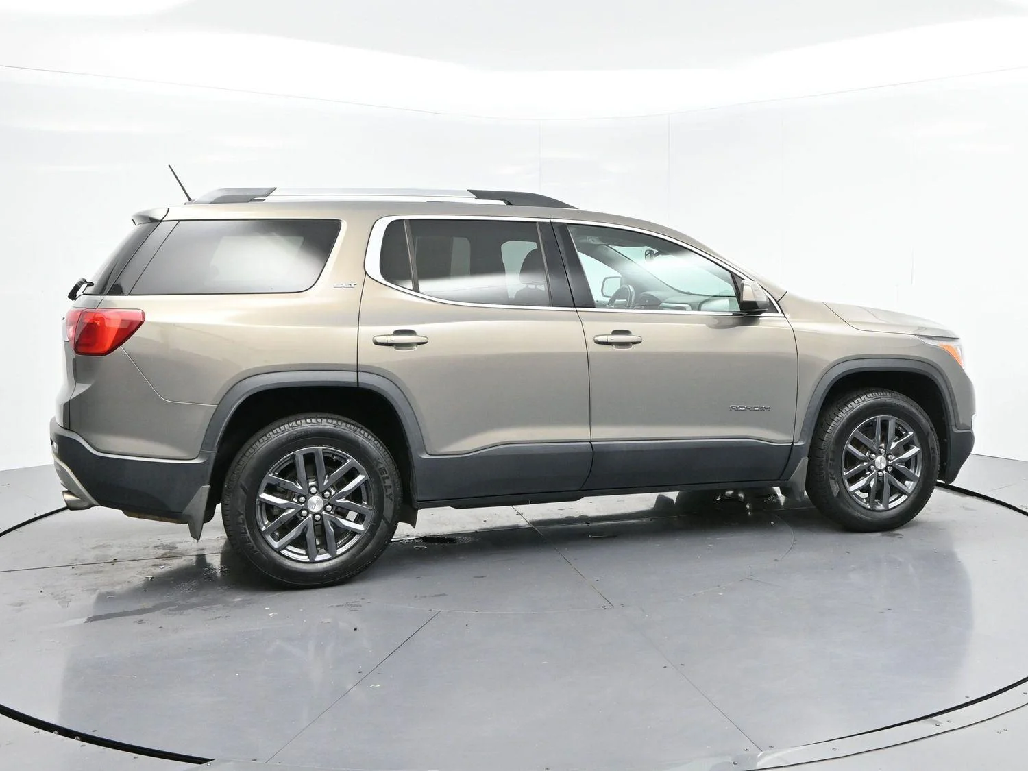 Used 2019 PEPPERDUST METALLIC GMC SLT image 8
