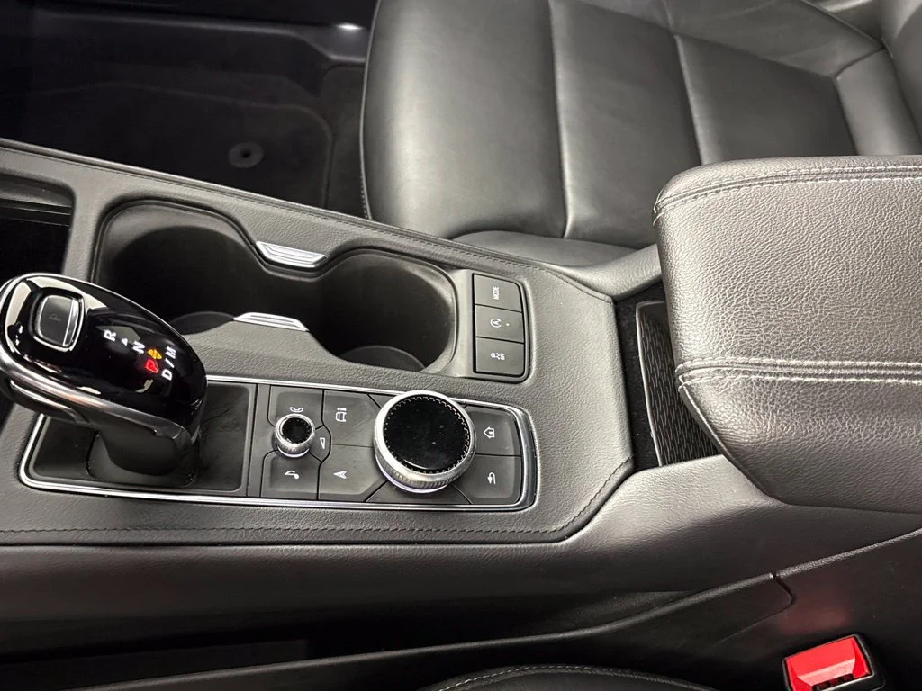 Used 2024 Silver Cadillac Premium Luxury image 47