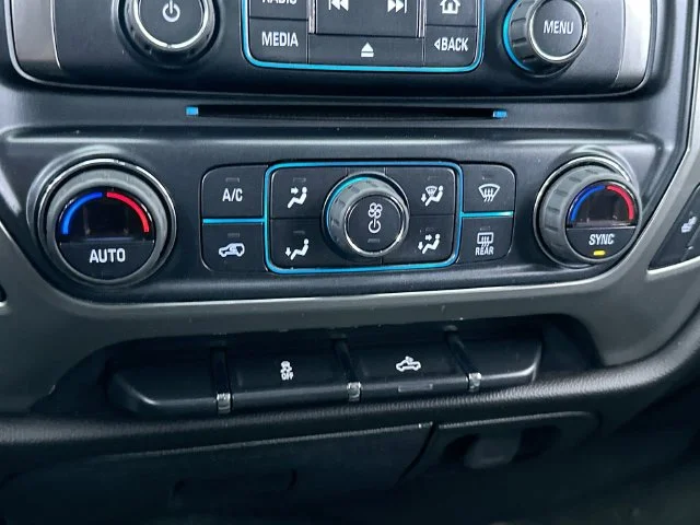 Used 2018 Brown Chevrolet LT image 24