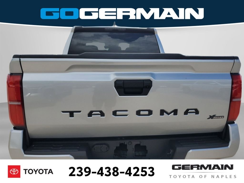 2025 Toyota Tacoma SR5 - Photo 15