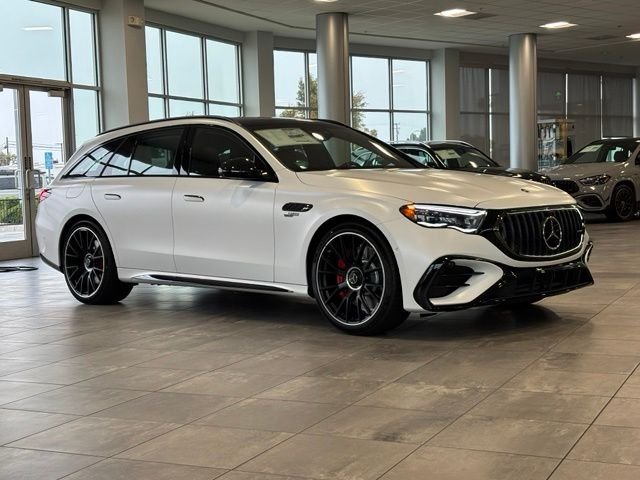 New 2026 MANUFAKTUR Moonlight White Magno Mercedes-Benz AMG® E 53 E 4MATIC+ Wagon image 3