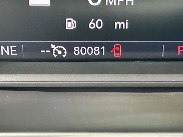 Certified Used 2019 Dark Sky Metallic GMC SLT image 30