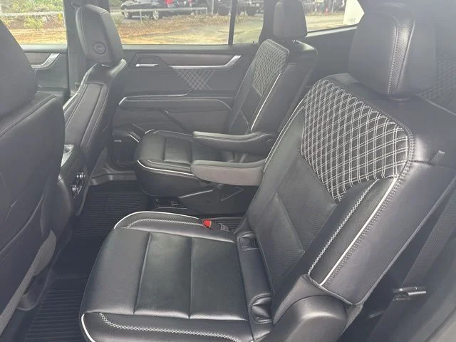 Used 2025 Black GMC Denali image 27