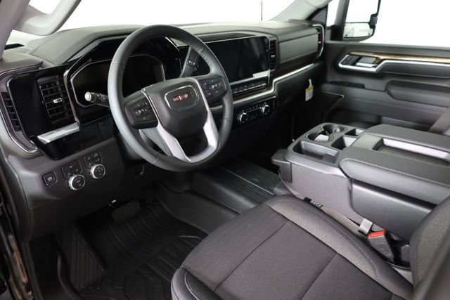 2026 GMC Sierra 2500HD SLE - Photo 13