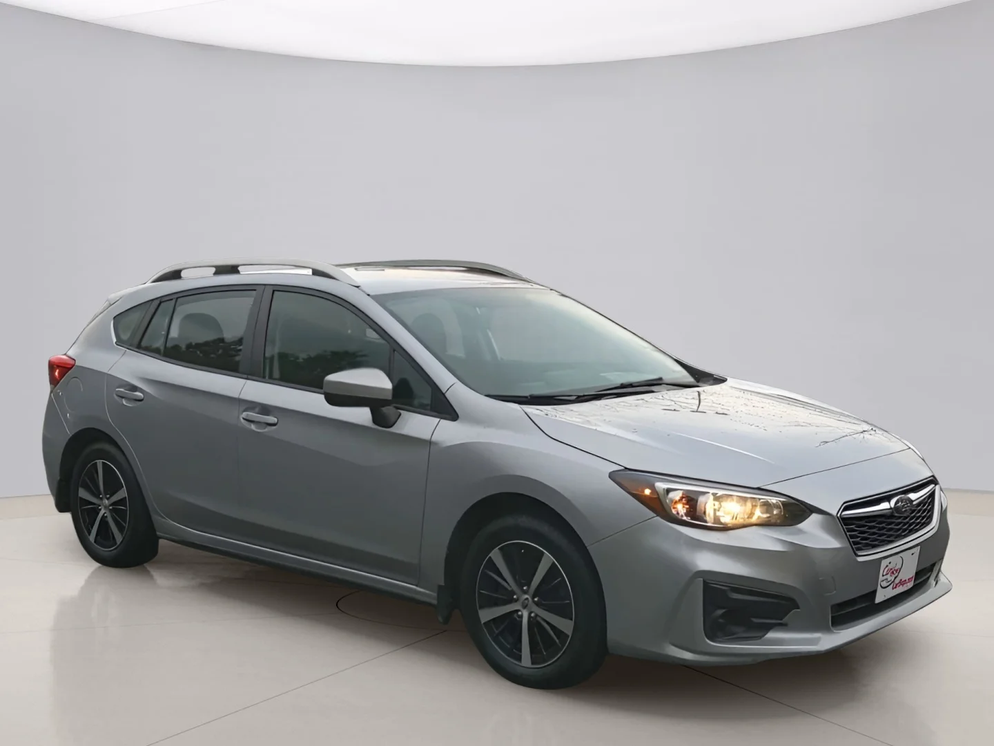 Used 2019 Silver Subaru PREMIUM image 2