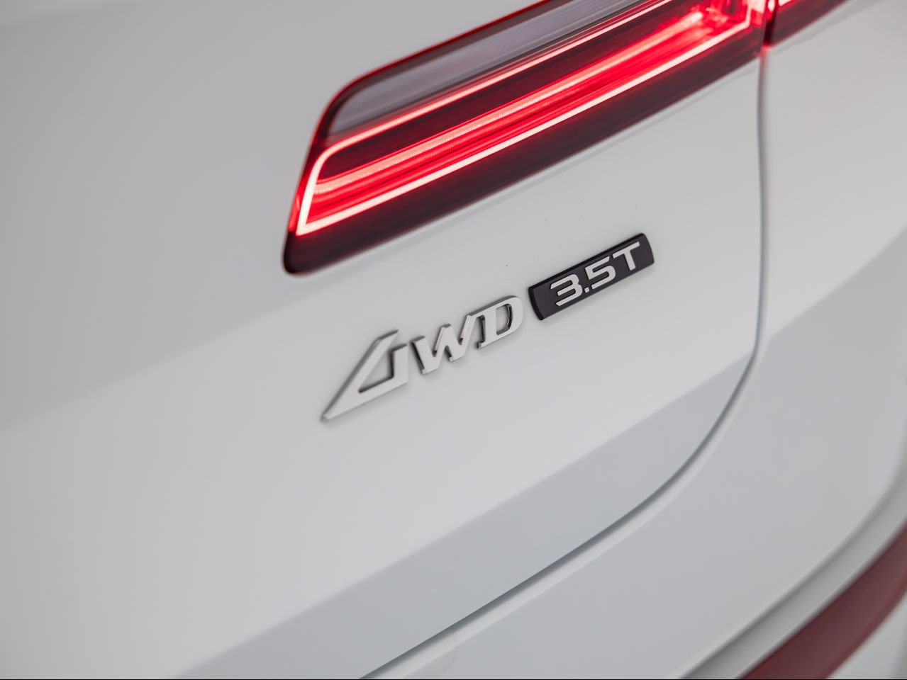 New 2026 Alta White Genesis 3.5T PRESTIGE image 16
