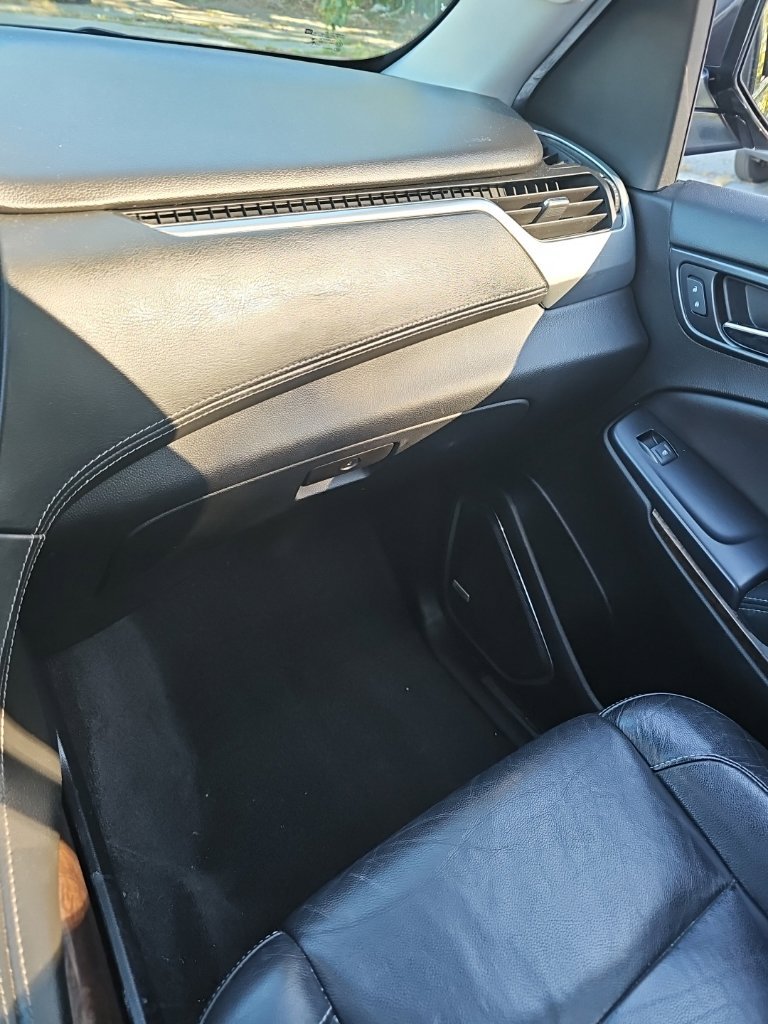 Used 2018 Gray Chevrolet LT image 23