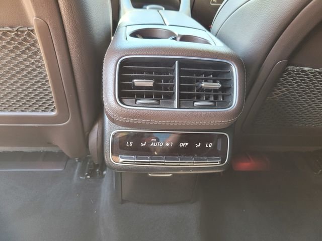 Used 2022  Mercedes-Benz GLS 450 image 17
