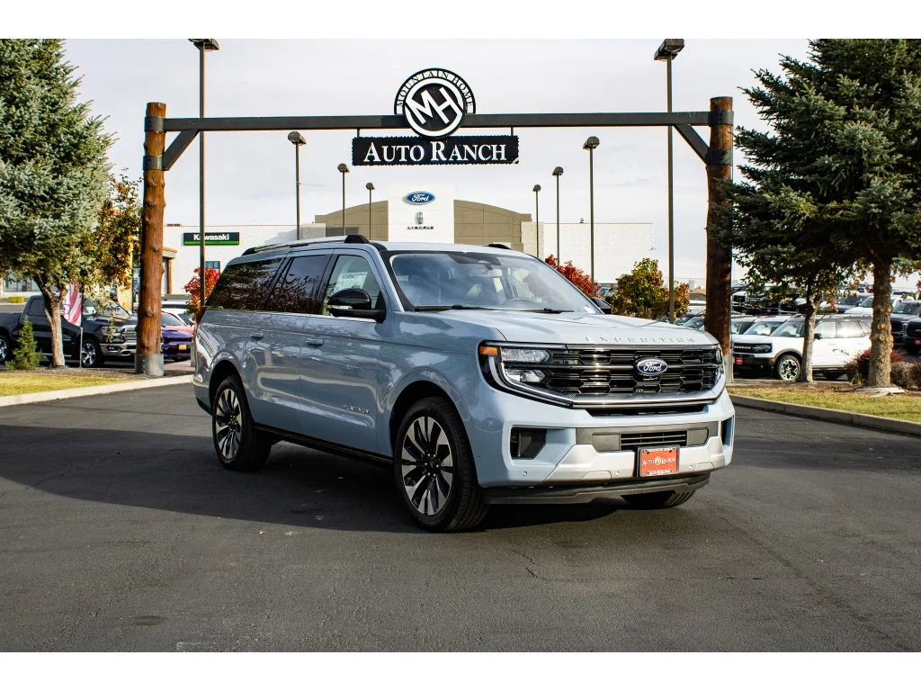 New 2025 Glacier Gray Metallic Tc Ford Platinum image 2