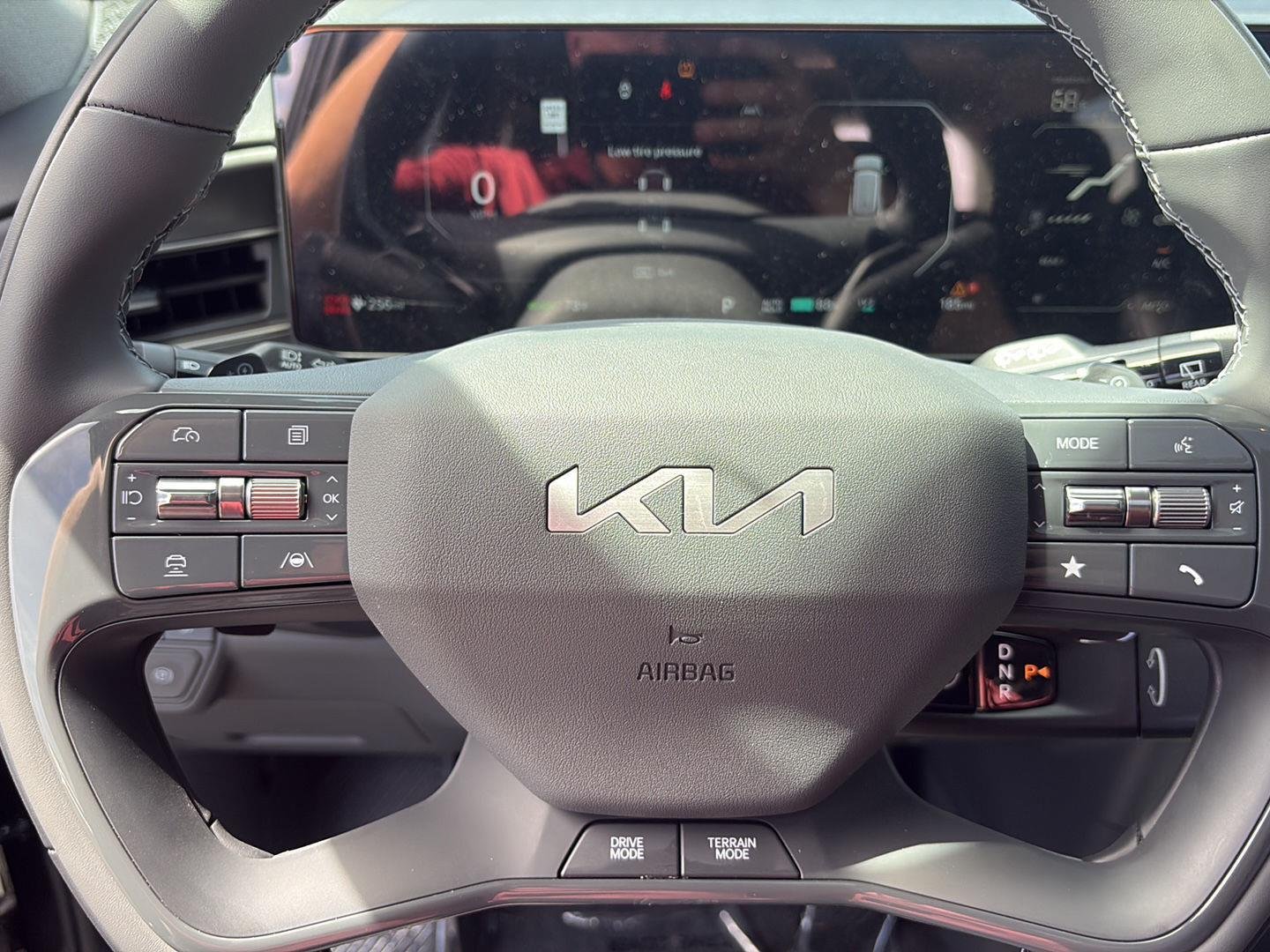 2026 Kia EV9 Wind - Photo 18