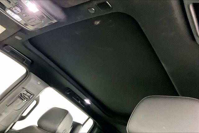 Used 2021 White GMC Denali image 4