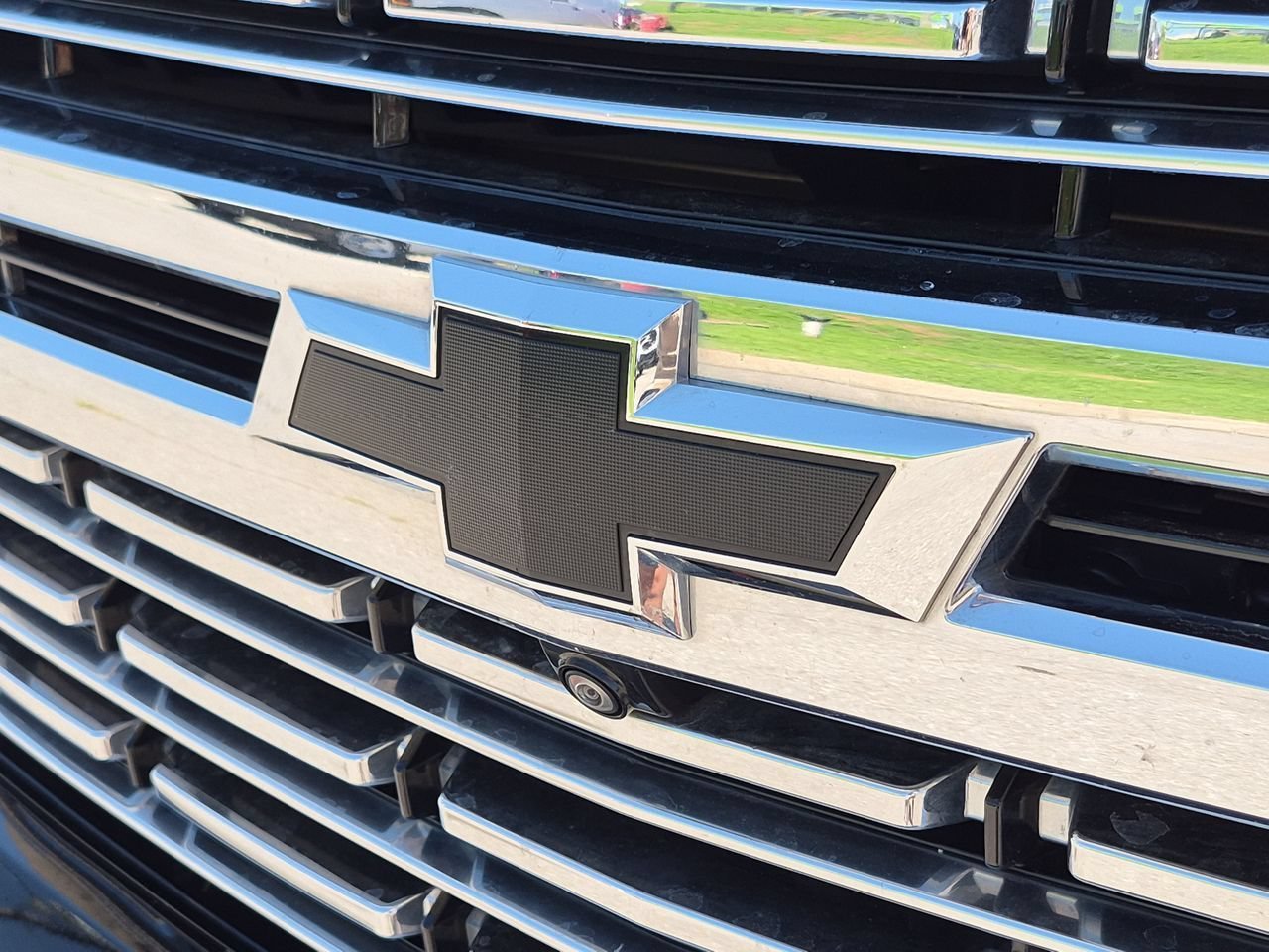 Used 2023 Black Chevrolet Premier image 32