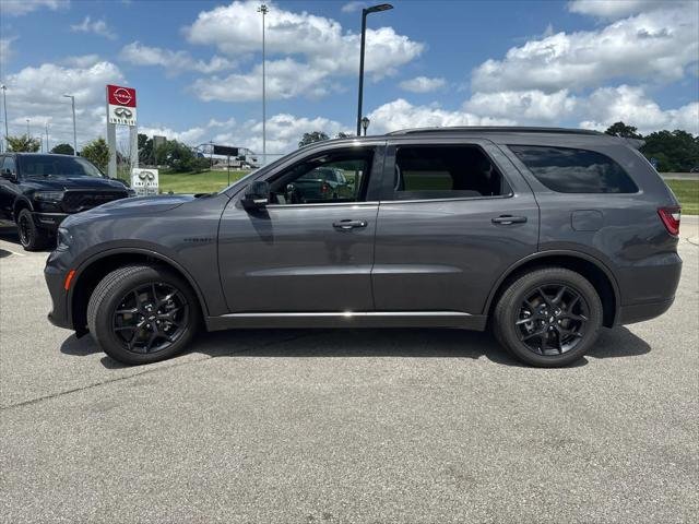 New 2026 Vapor Gray Exterior Paint Dodge GT Plus HEMI V8 image 5