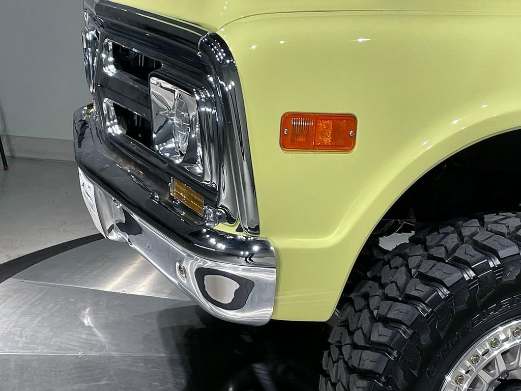 Used 1972 Yellow GMC  image 28