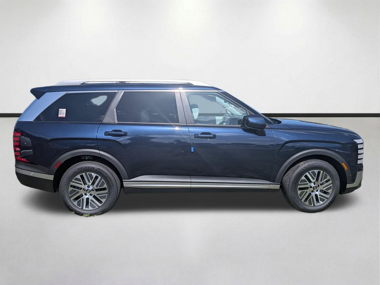 New 2027 Pacific Sapphire Pearl Hyundai SEL FWD image 3