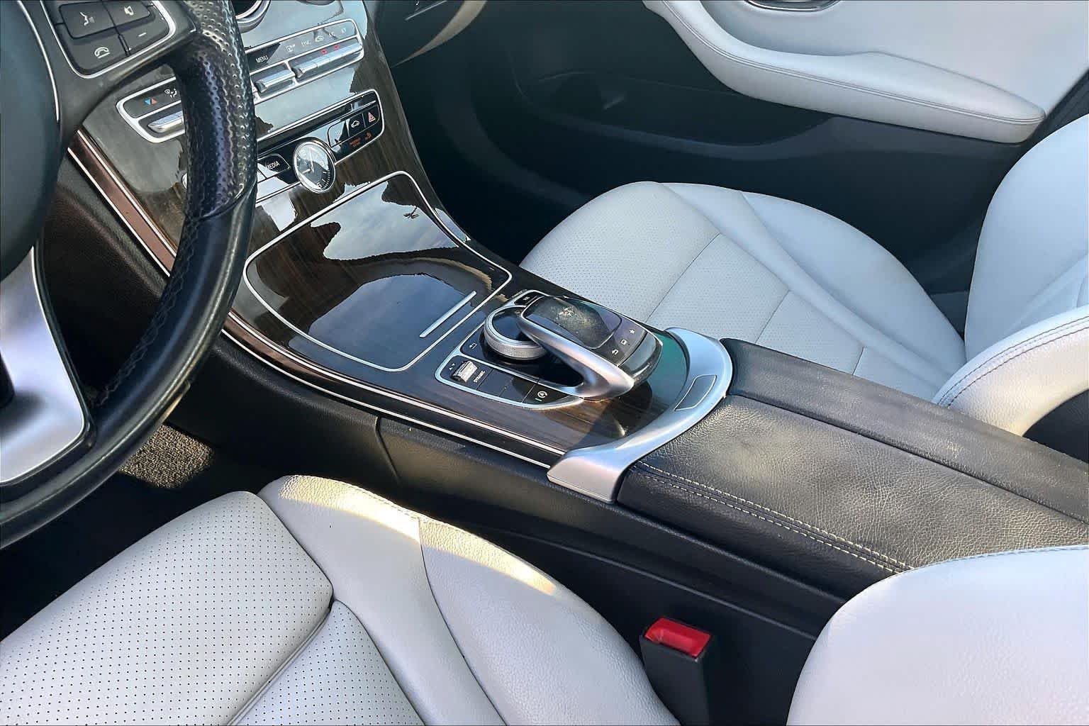 Used 2016 Lunar Blue Metallic Mercedes-Benz C 300 image 13