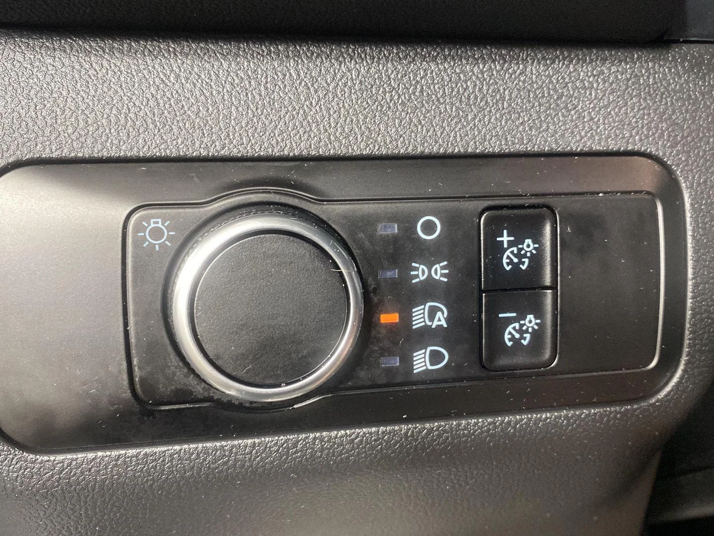 Used 2025 Space Silver Ford Active image 14