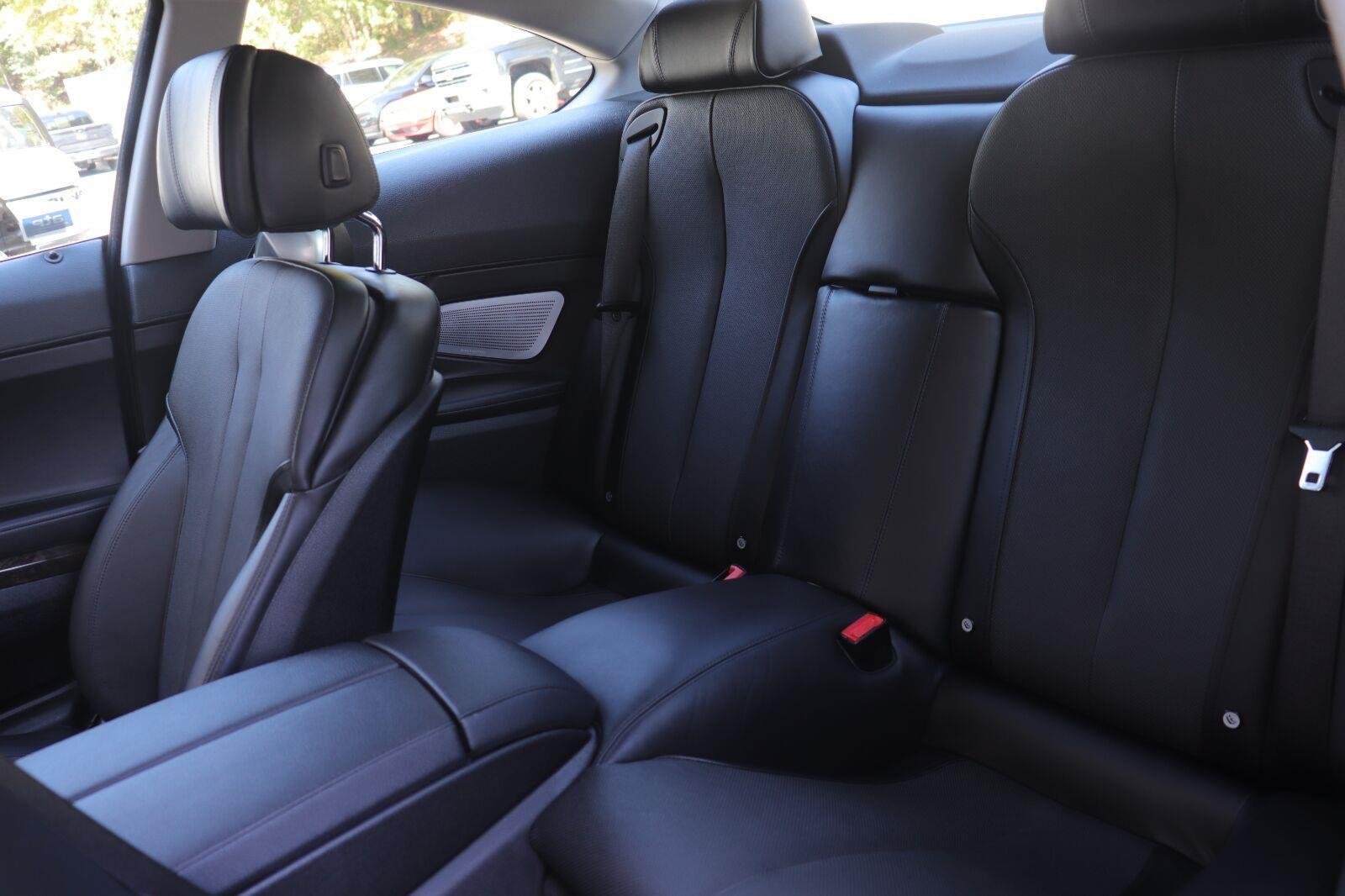 Used 2012 Jet Black BMW 650i image 11