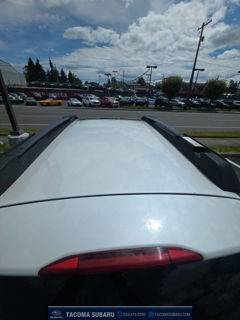 Used 2013 White Subaru 2.5i Premium image 3
