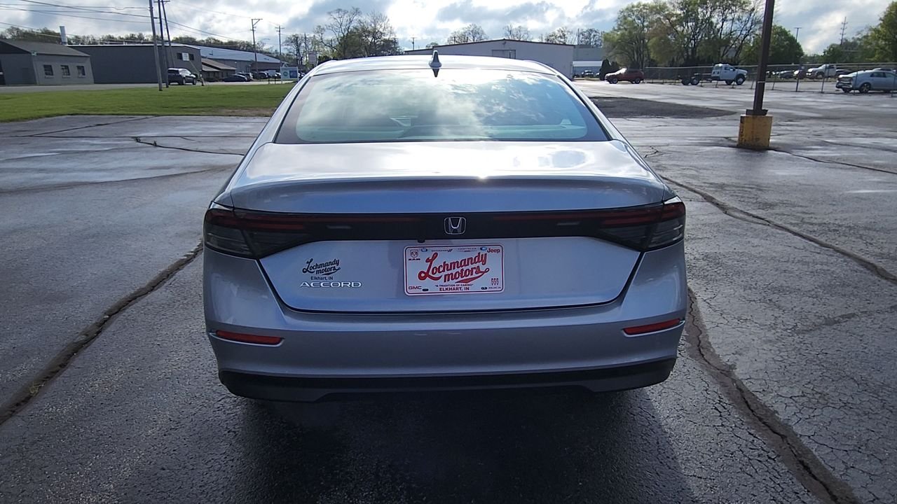 Used 2024 Silver Honda EX image 7