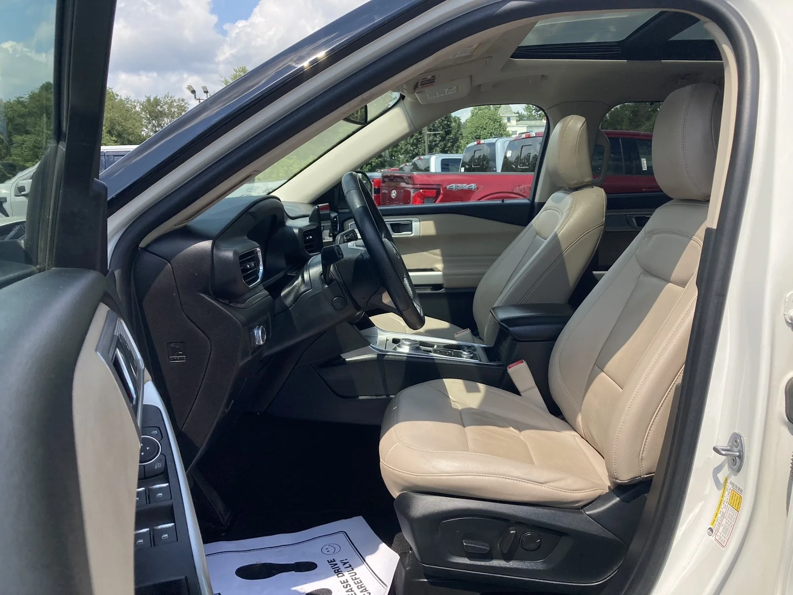 Certified Used 2022 White Ford Limited image 21