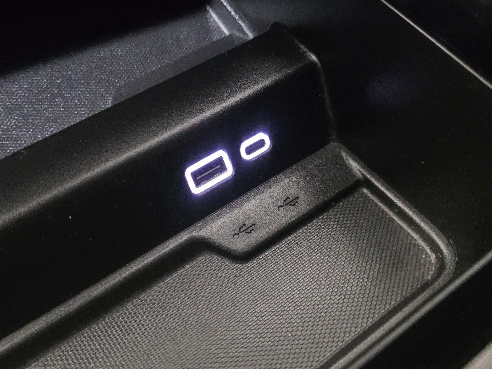 2025 Chevrolet Tahoe LS - Photo 30
