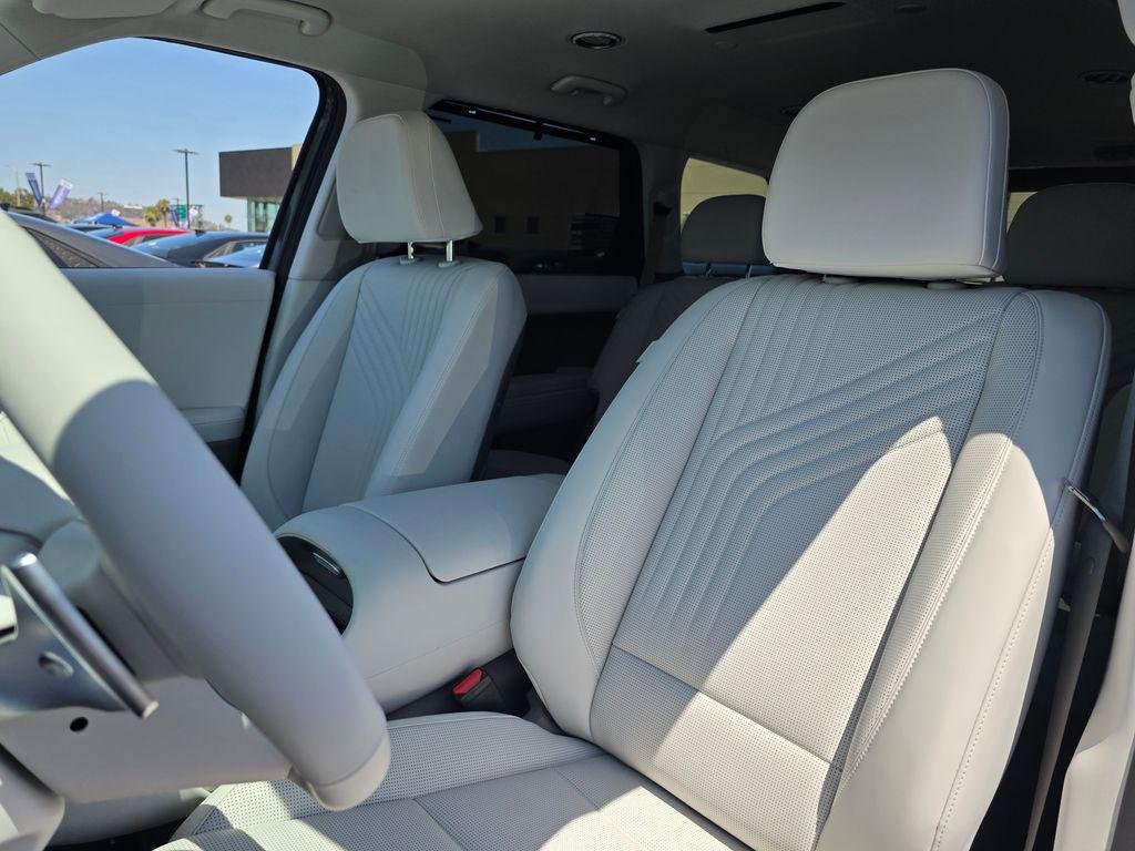 New 2026 Gray Hyundai Blue SEL 7P image 14
