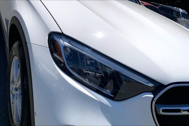 Certified Used 2023 White Mercedes-Benz GLC 300 image 24
