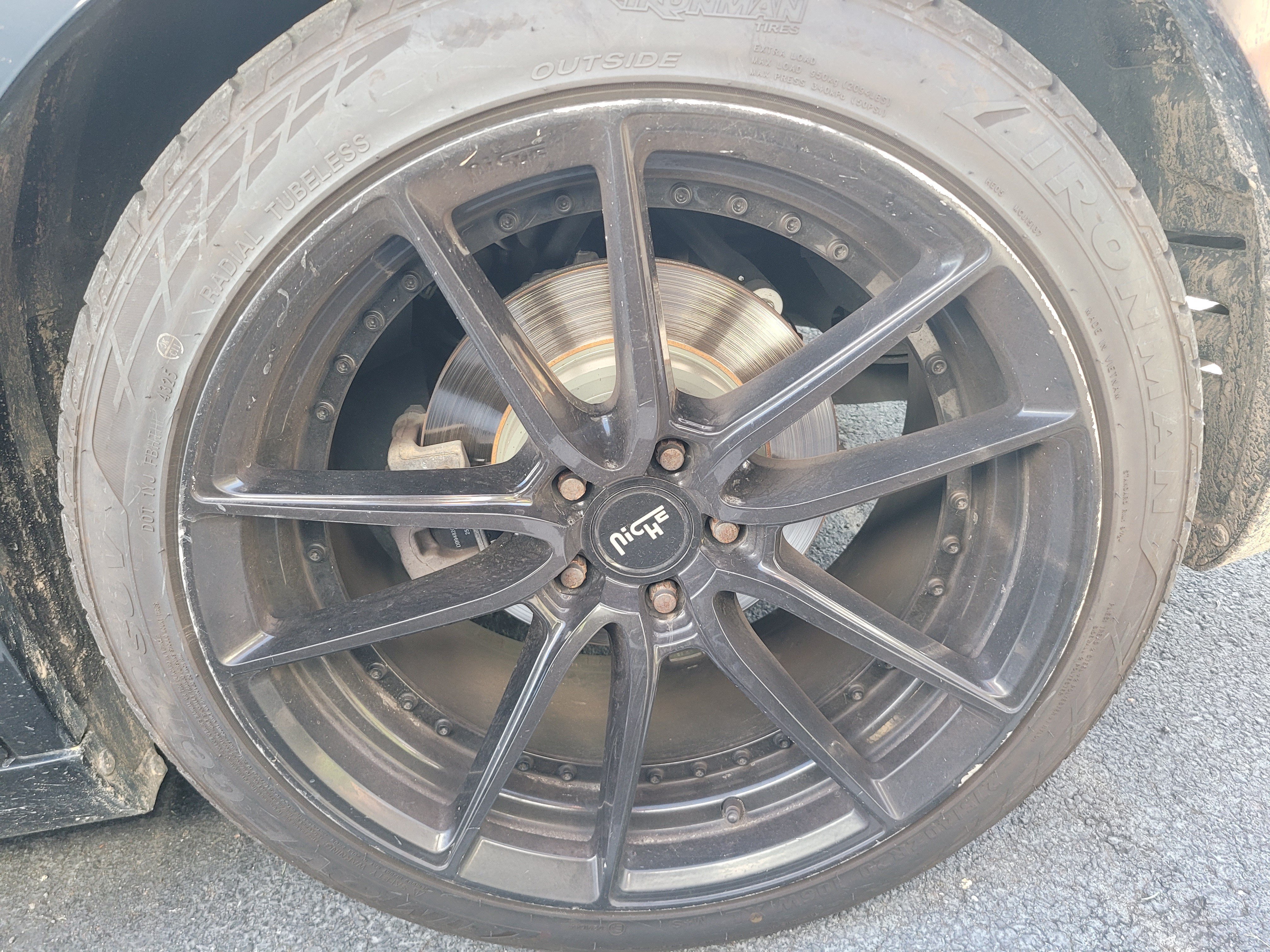 Used 2020 Gloss Black Chrysler 300S image 8