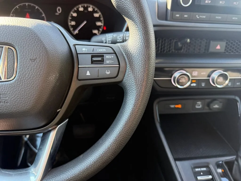Used 2025 Silver Honda LX image 15